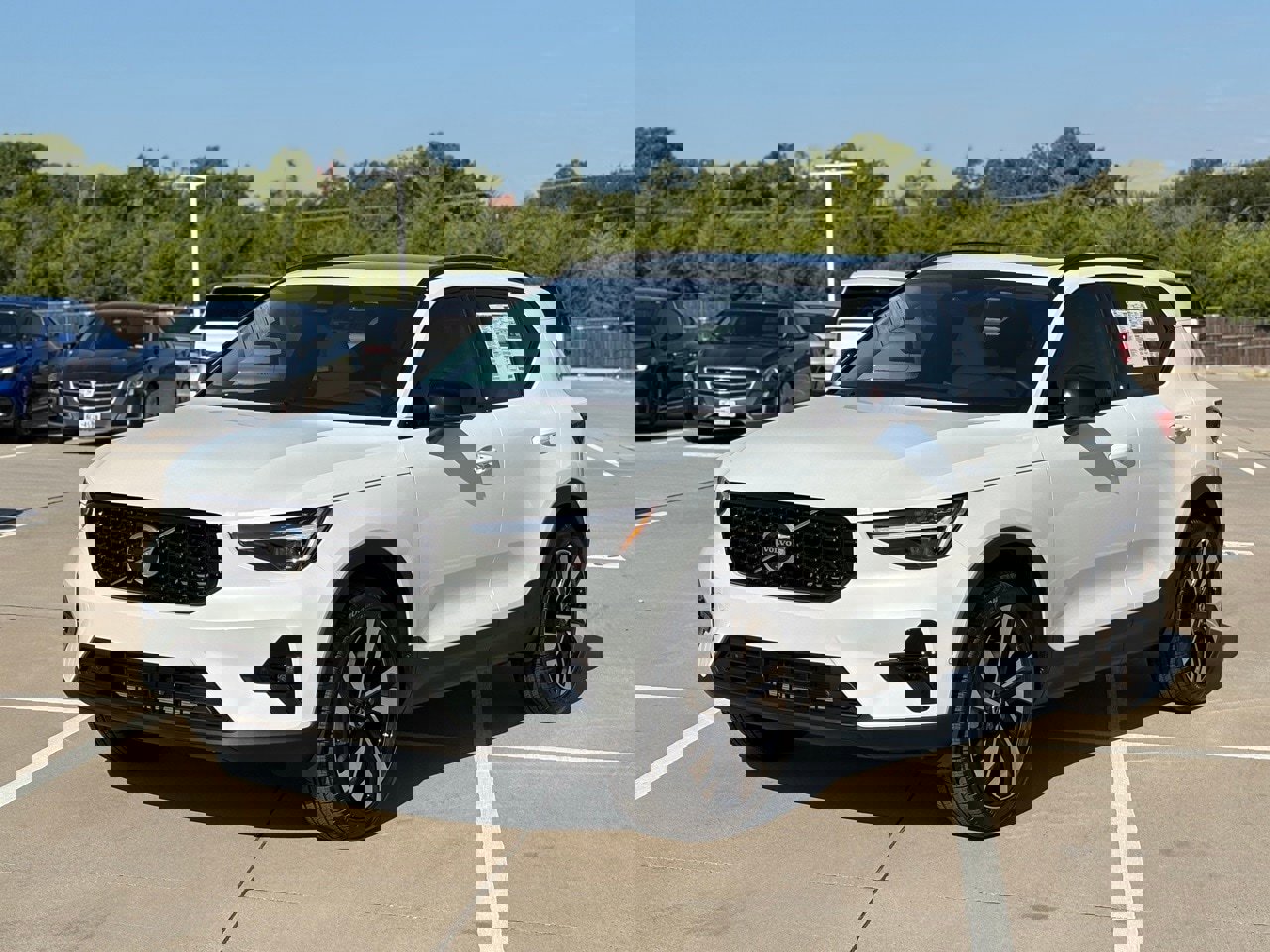 New 2026 Volvo XC40 B4 Plus w/ Protection Package Premier image 3