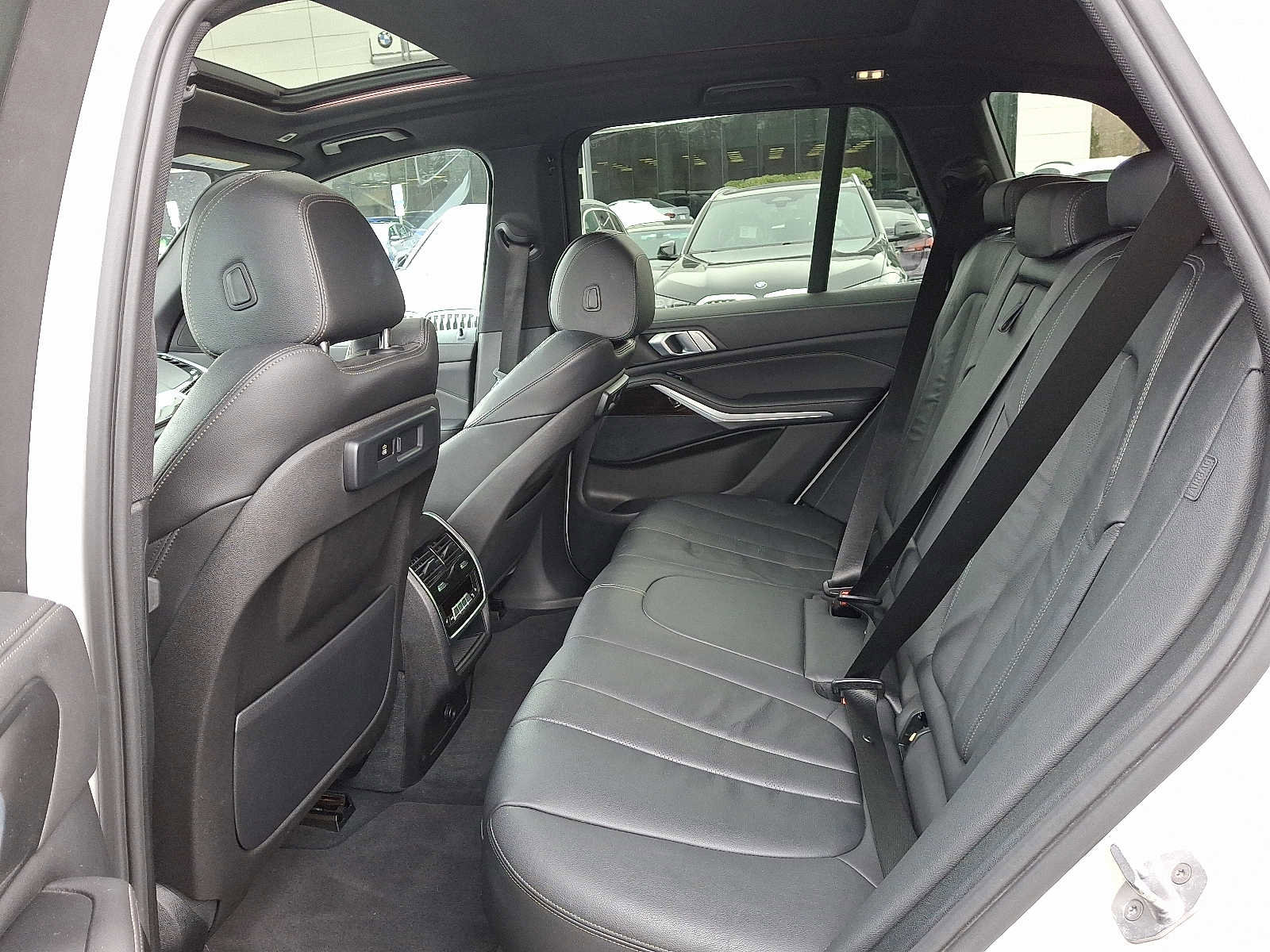 Used 2020 BMW X5 xDrive40i w/ Convenience Package image 11