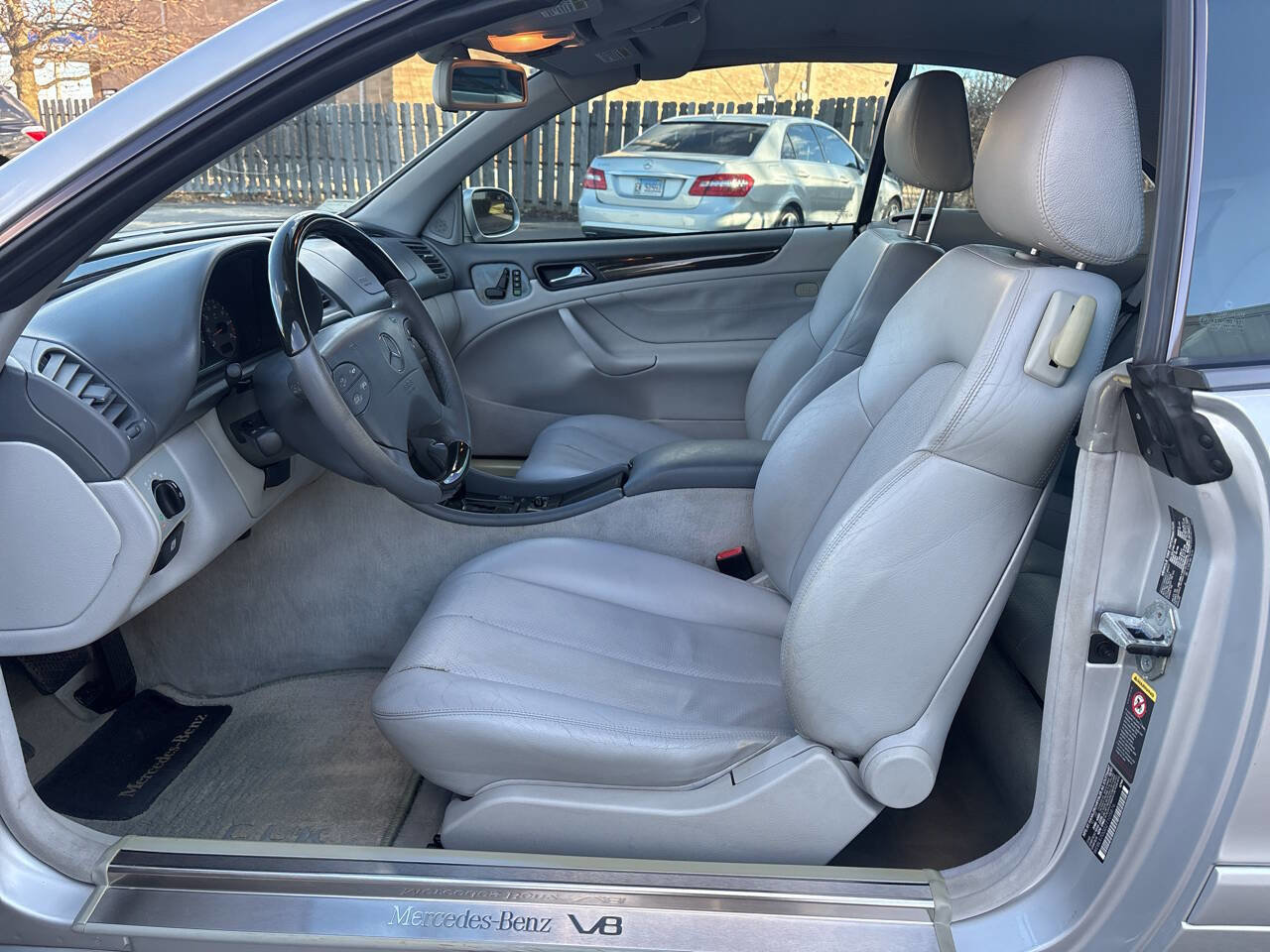 Used 2002 Mercedes-Benz CLK 430 Cabriolet image 21