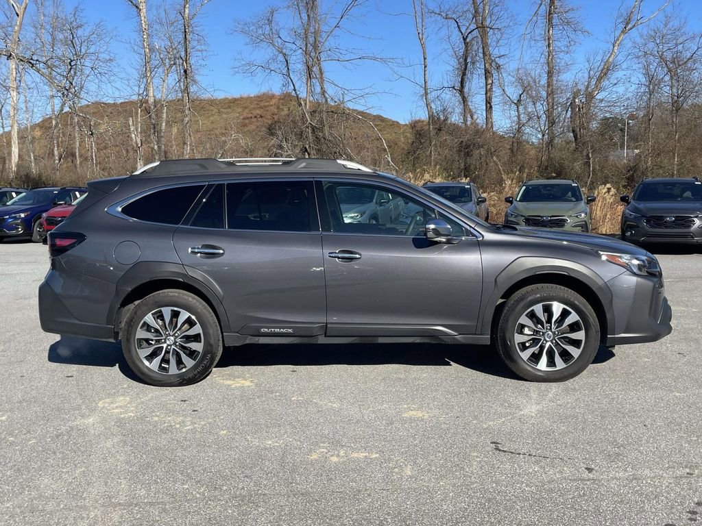 Used 2025 Subaru Outback Touring XT w/ Tech Package 2 image 28