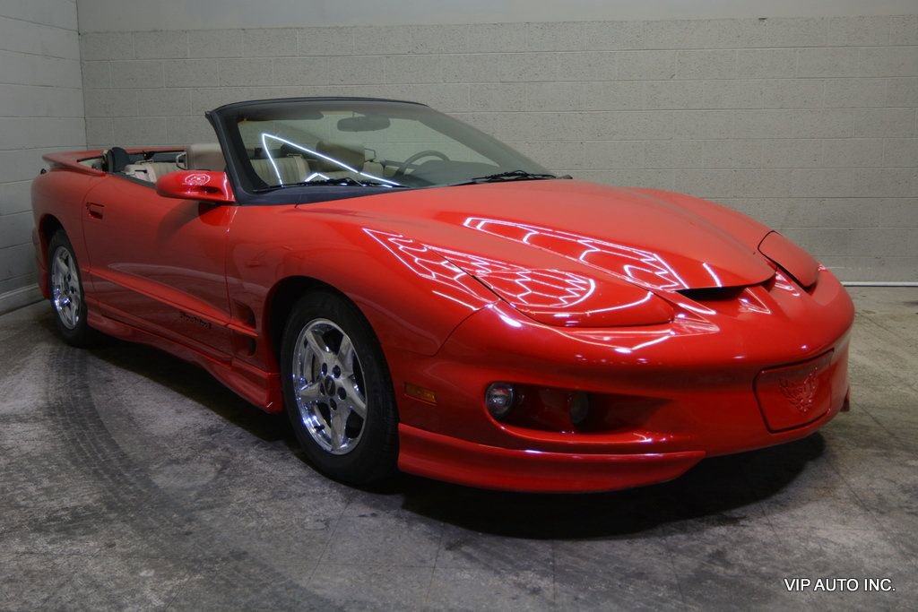 Used 2002 Pontiac Firebird Convertible w/ Sport Appearance Pkg image 1