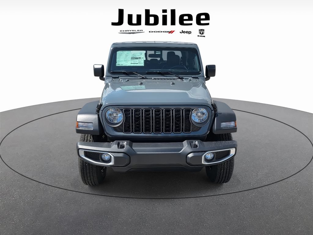 New 2026 Jeep Gladiator Sport AWD/4WD image 2