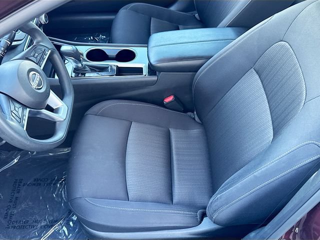 Used 2024 Nissan Altima 2.5 SV FWD image 18