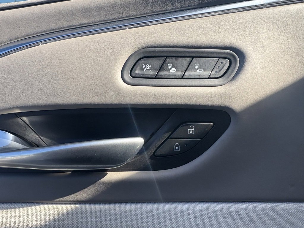 Used 2022 Cadillac Escalade ESV Sport Platinum image 25