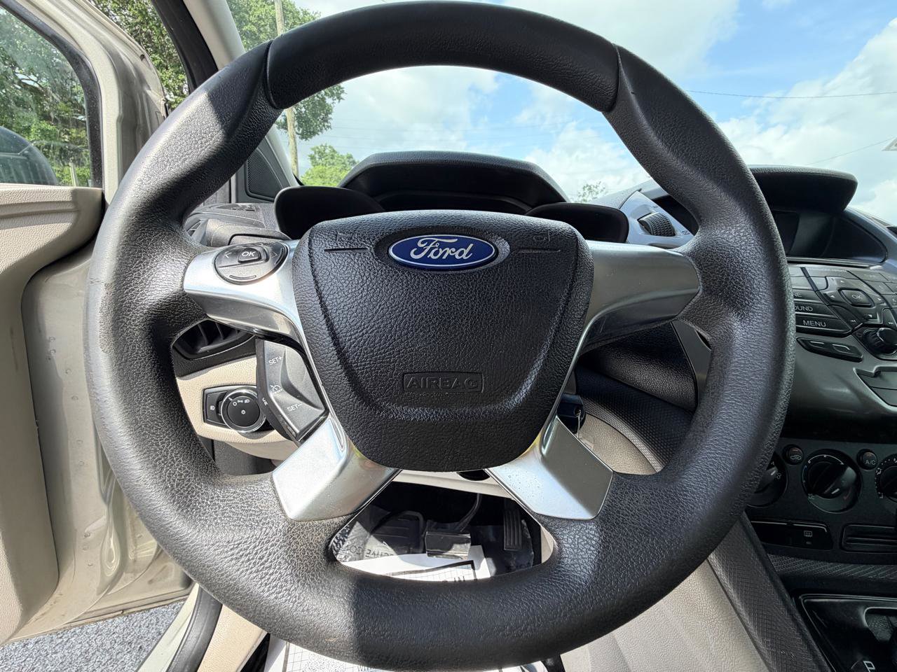 Used 2014 Ford Transit Connect XLT image 19