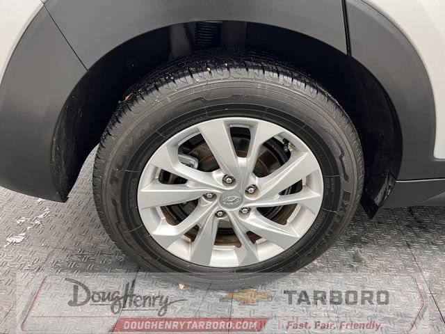 Used 2019 Hyundai Tucson Value FWD image 16