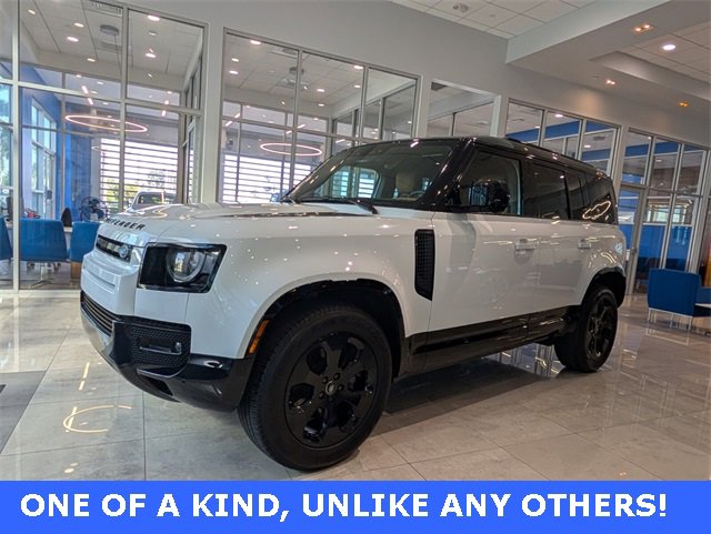 Used 2024 Land Rover Defender 110 S image 11