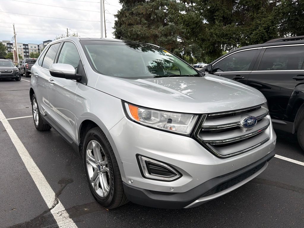 Used 2015 Ford Edge Titanium w/ Equipment Group 302A AWD/4WD image 4
