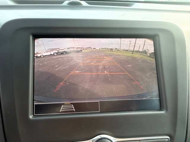 Used 2022 Chevrolet Equinox LT w/ LPO, Floor Liner Package FWD image 16