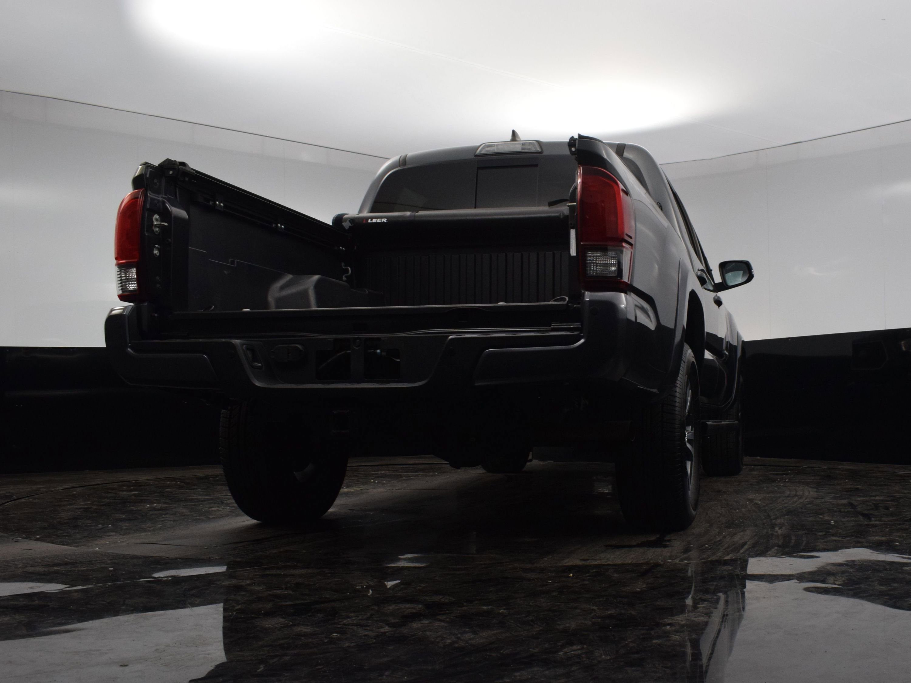 Used 2019 Toyota Tacoma SR5 image 20