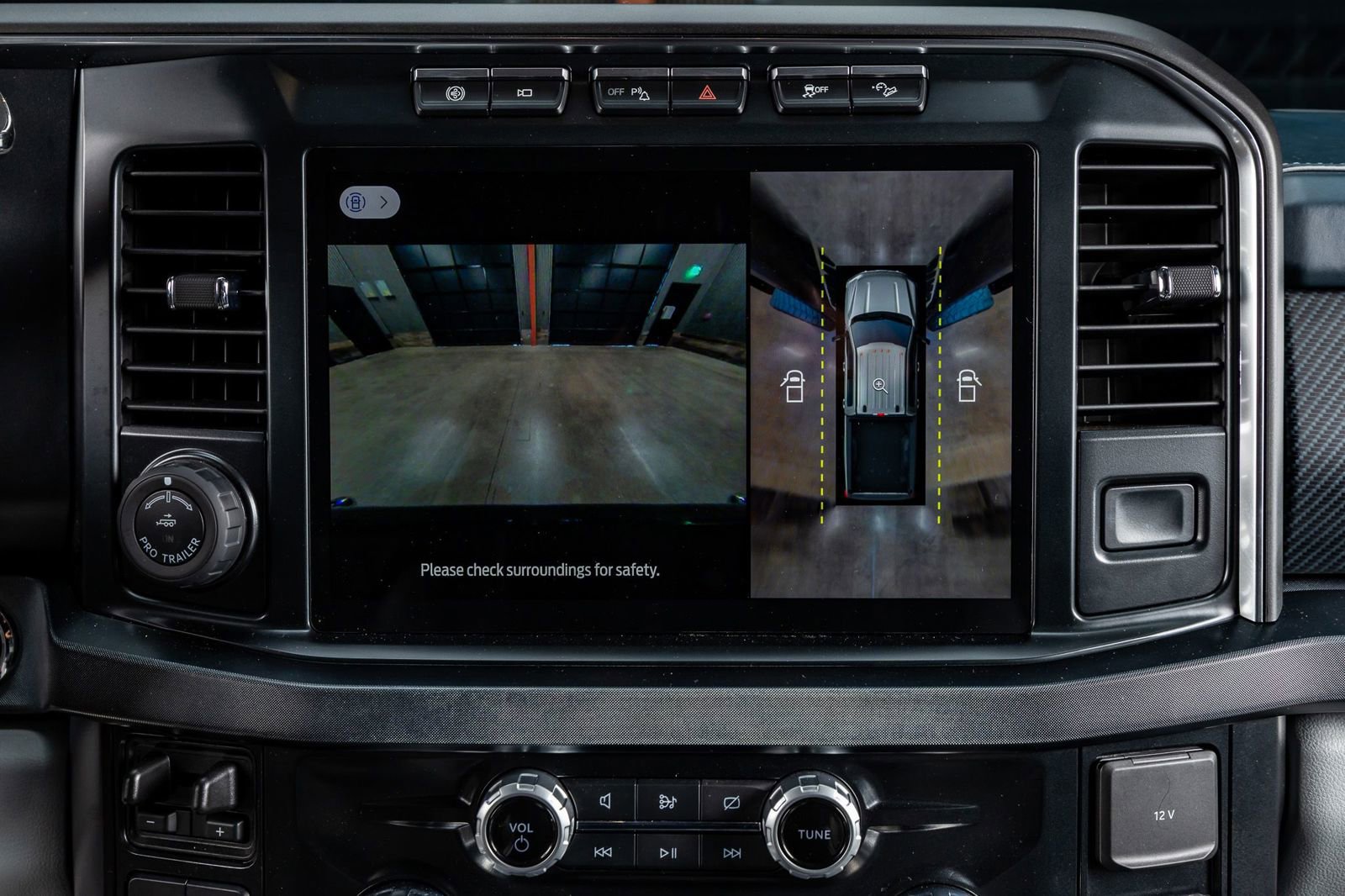 Used 2024 Ford F250 Limited w/ FX4 Off-Road Package image 26