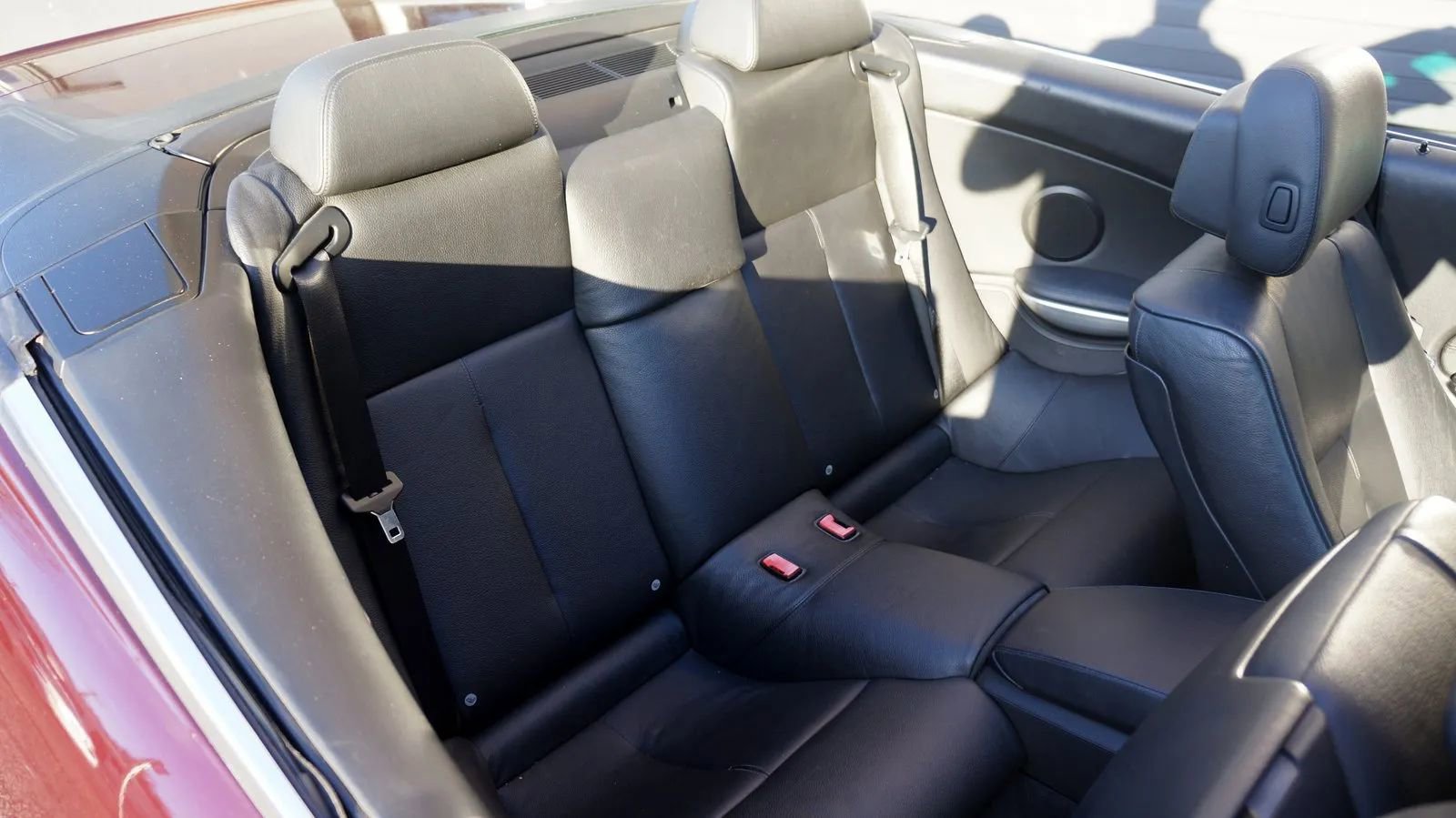 Used 2008 BMW 650i Convertible image 18