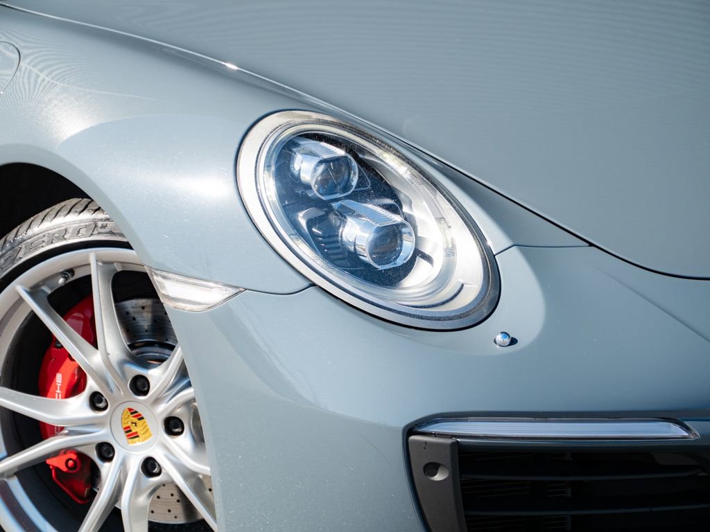 Used 2017 Porsche 911 Carrera 4S image 3