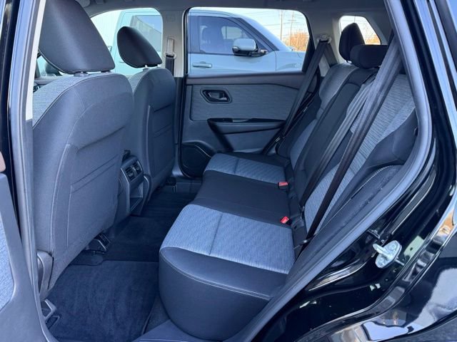 Used 2021 Nissan Rogue S image 23