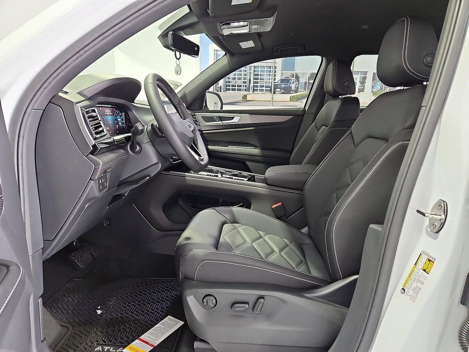 New 2026 Volkswagen Atlas Cross Sport SE FWD image 17