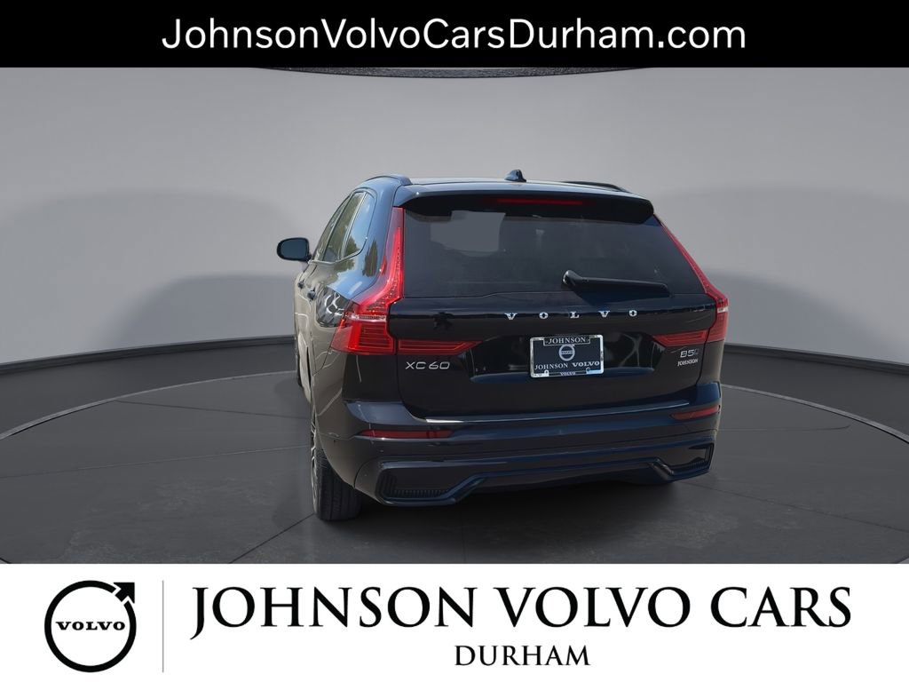 Used 2023 Volvo XC60 B5 Plus w/ Climate Package AWD/4WD image 7