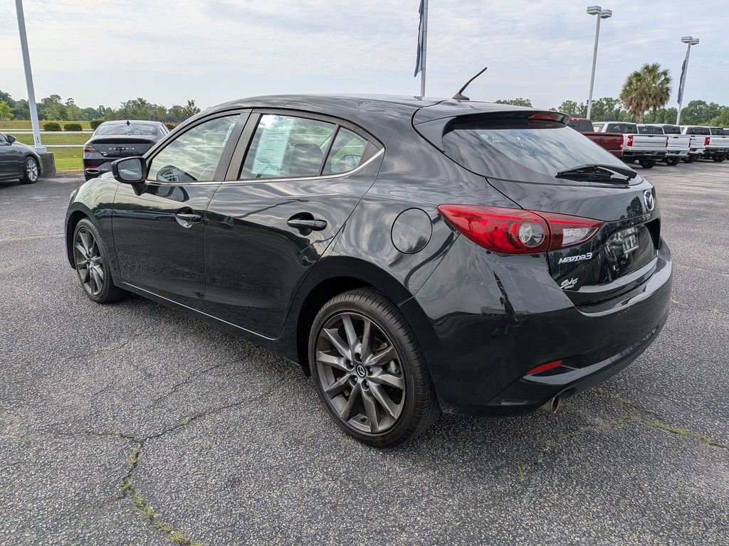 Used 2018 MAZDA MAZDA3 Touring FWD image 7