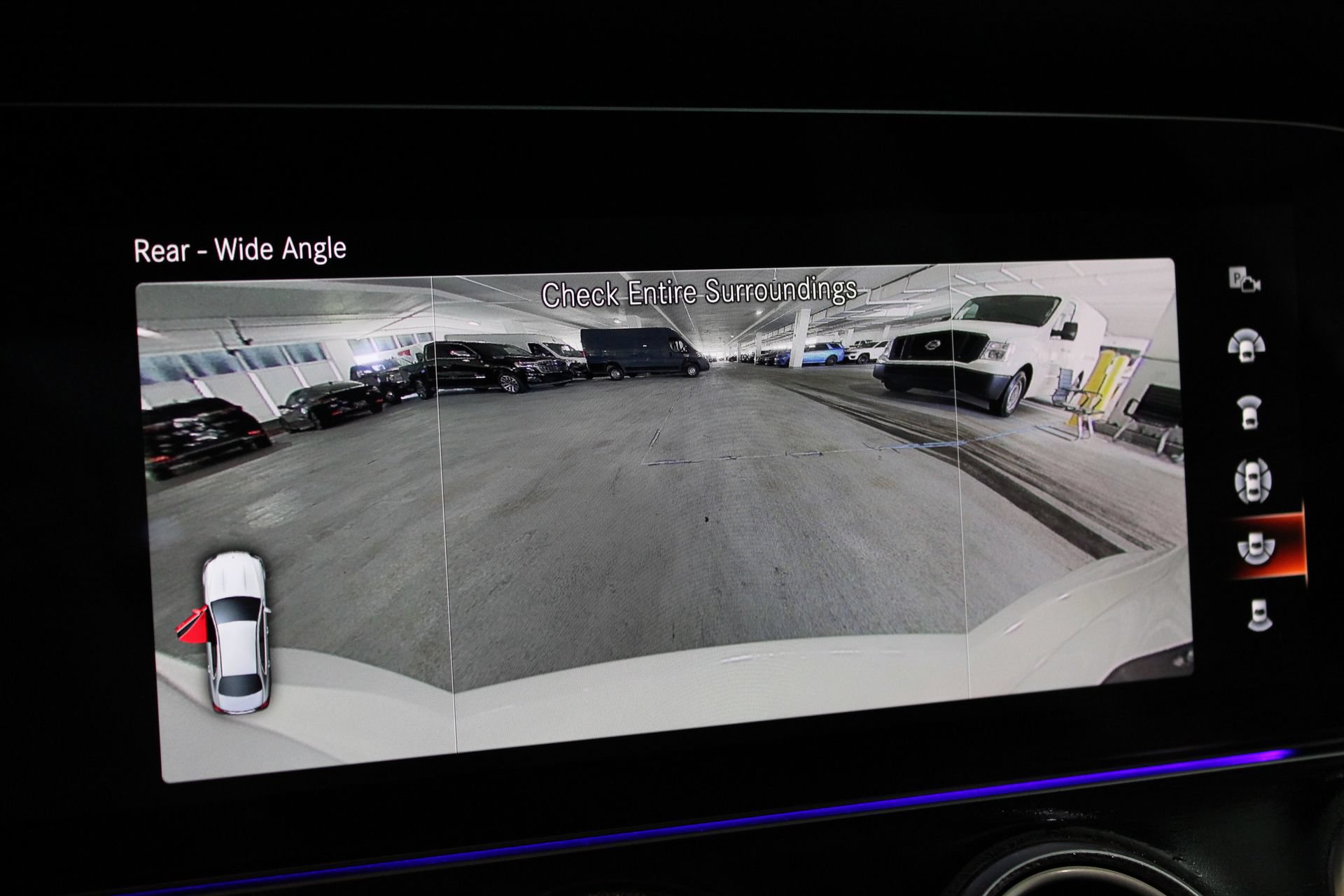 Used 2023 Mercedes-Benz E 350 4MATIC Sedan image 31