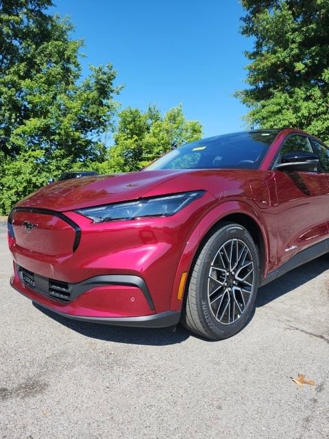 New 2025 Ford Mustang Mach-E Premium image 9