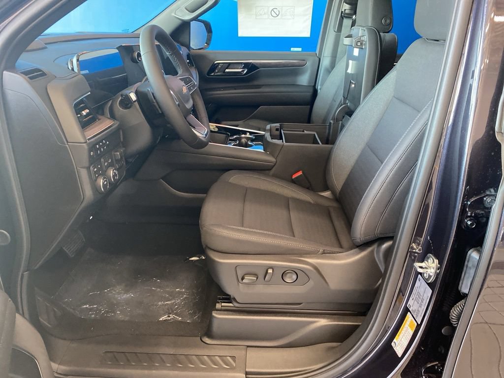 New 2026 Chevrolet Tahoe LS w/ LS Custom Edition AWD/4WD image 9