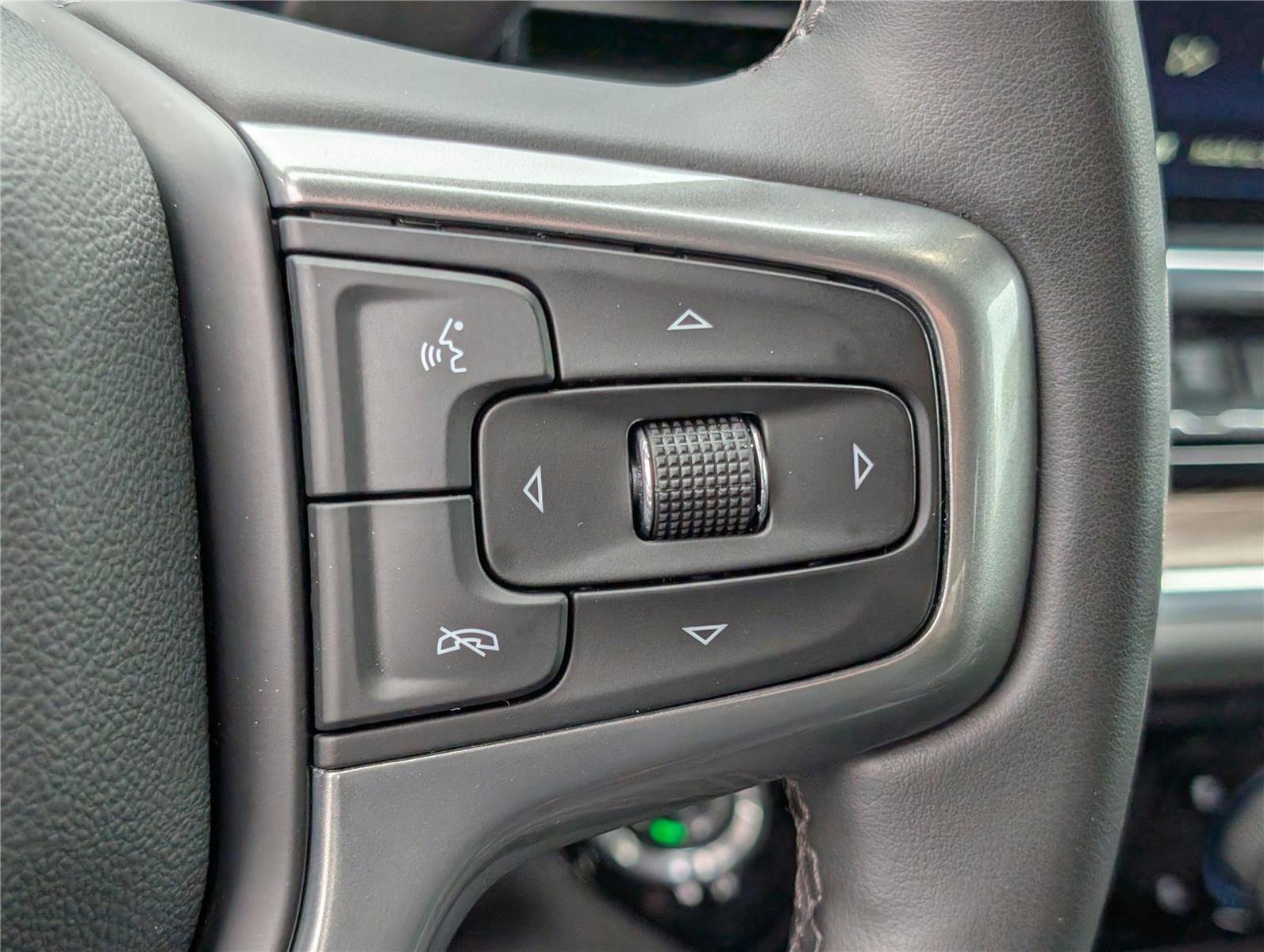 Used 2025 Chevrolet Silverado 2500 LT w/ Convenience Package AWD/4WD image 23