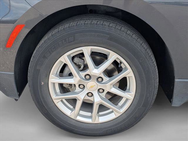 Used 2022 Chevrolet Equinox LS FWD image 10