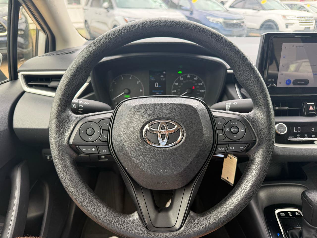 Used 2024 Toyota Corolla LE FWD image 11