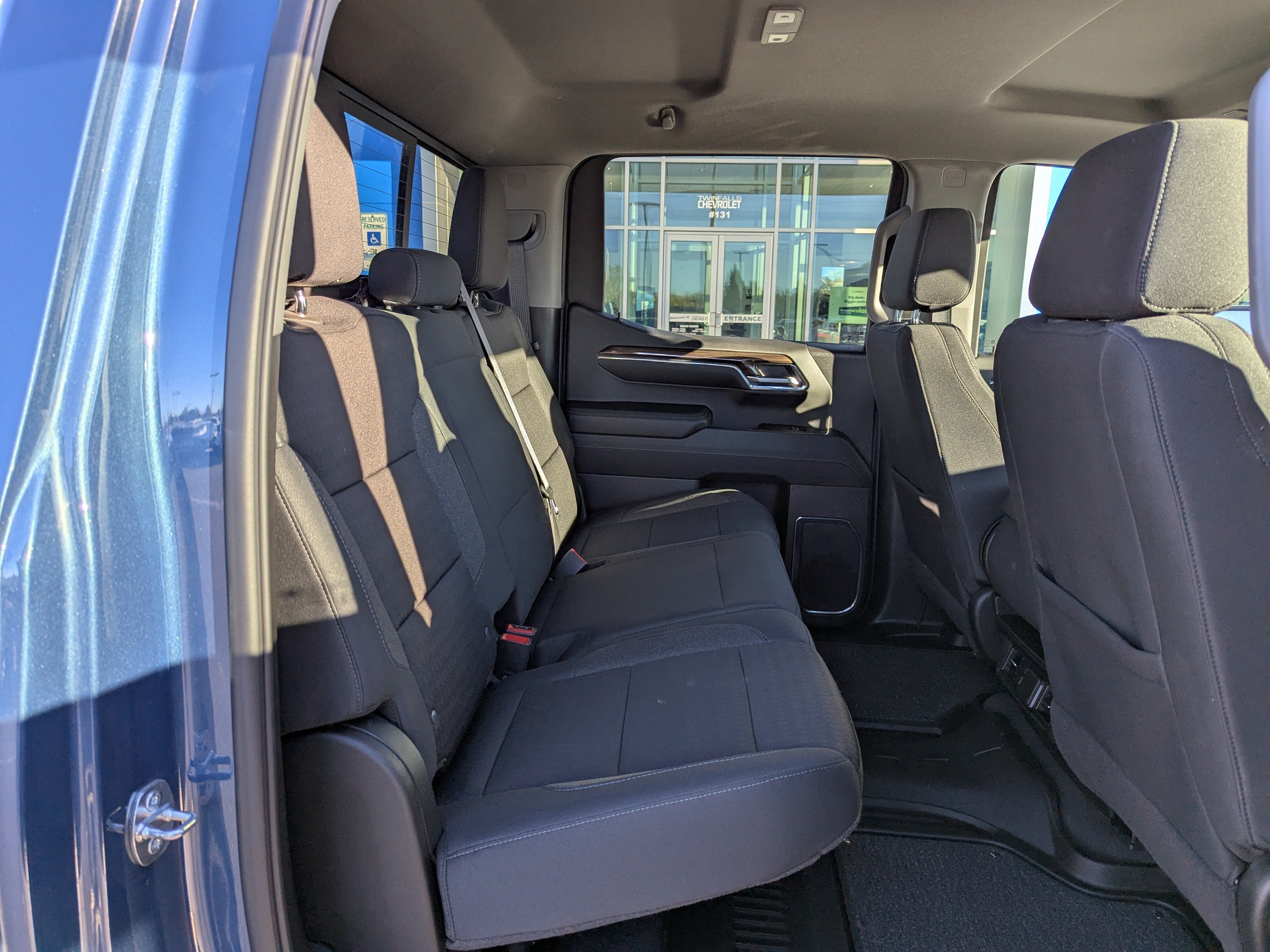 Certified 2024 Chevrolet Silverado 1500 LT AWD/4WD image 40