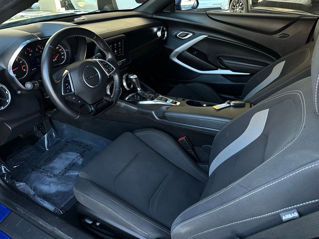 Used 2021 Chevrolet Camaro LT image 10