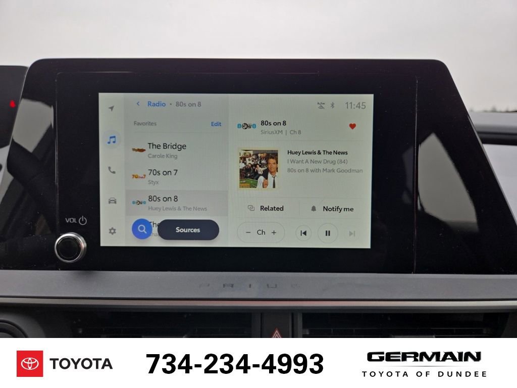 Used 2025 Toyota Prius LE image 26