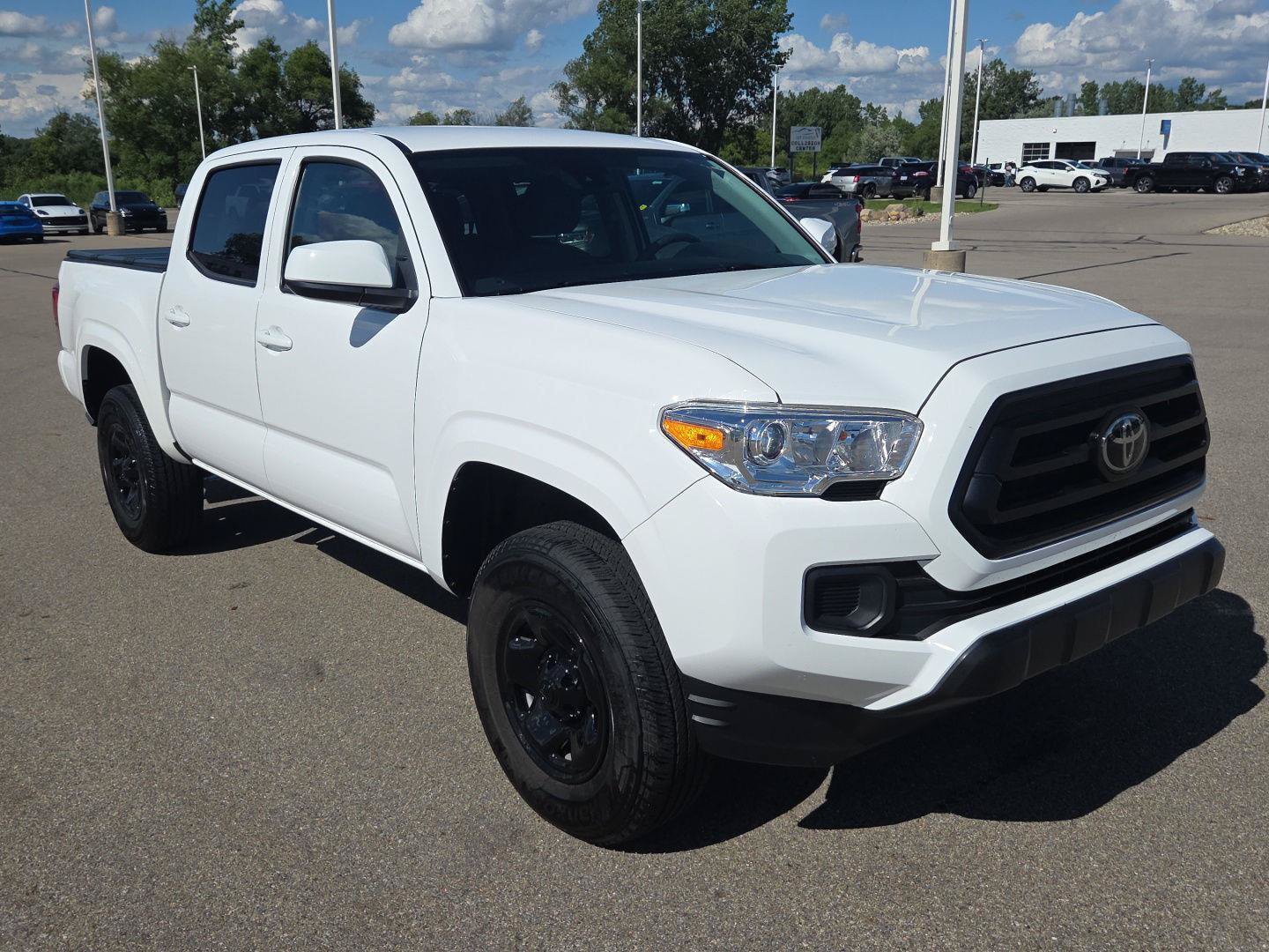 Used 2020 Toyota Tacoma SR AWD/4WD image 10