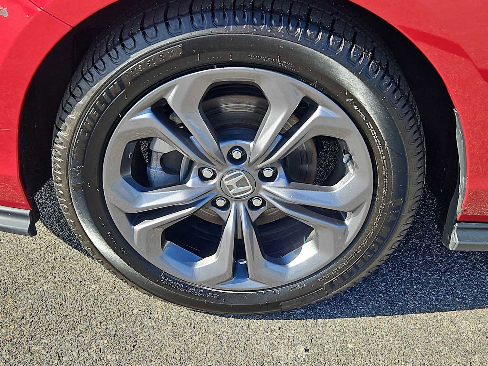 Certified 2023 Honda Accord EX image 23