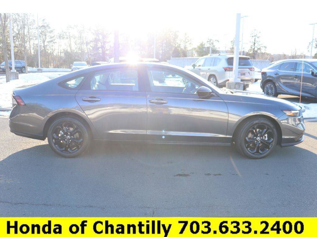 Certified 2025 Honda Accord SE image 8