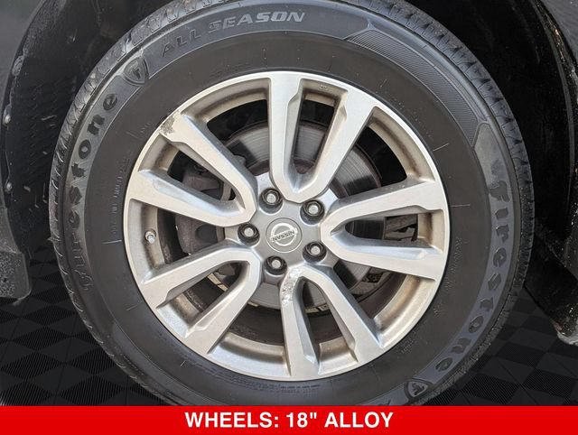 Used 2015 Nissan Pathfinder SL w/ SL Tech Package AWD/4WD image 10