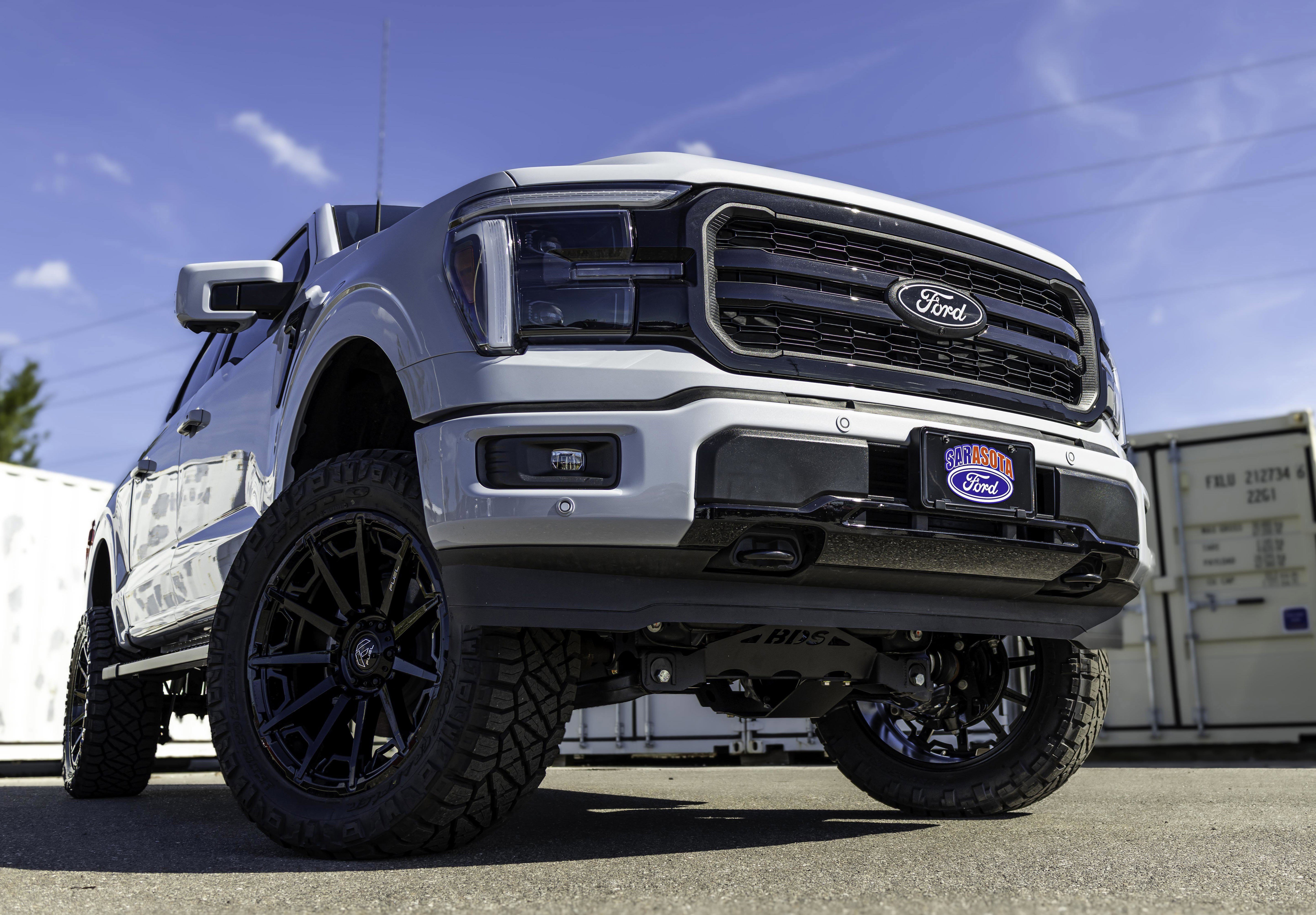 New 2025 Ford F150 Lariat w/ Equipment Group 502A High image 26
