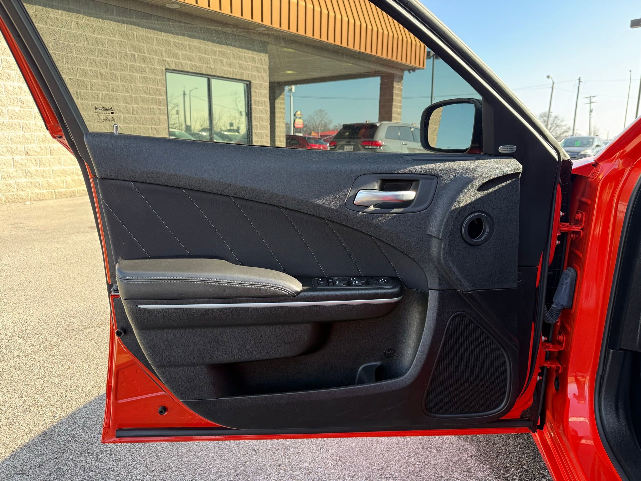 Used 2023 Dodge Charger SXT image 31