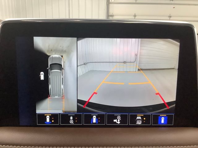 Used 2023 Chevrolet Tahoe High Country AWD/4WD image 18