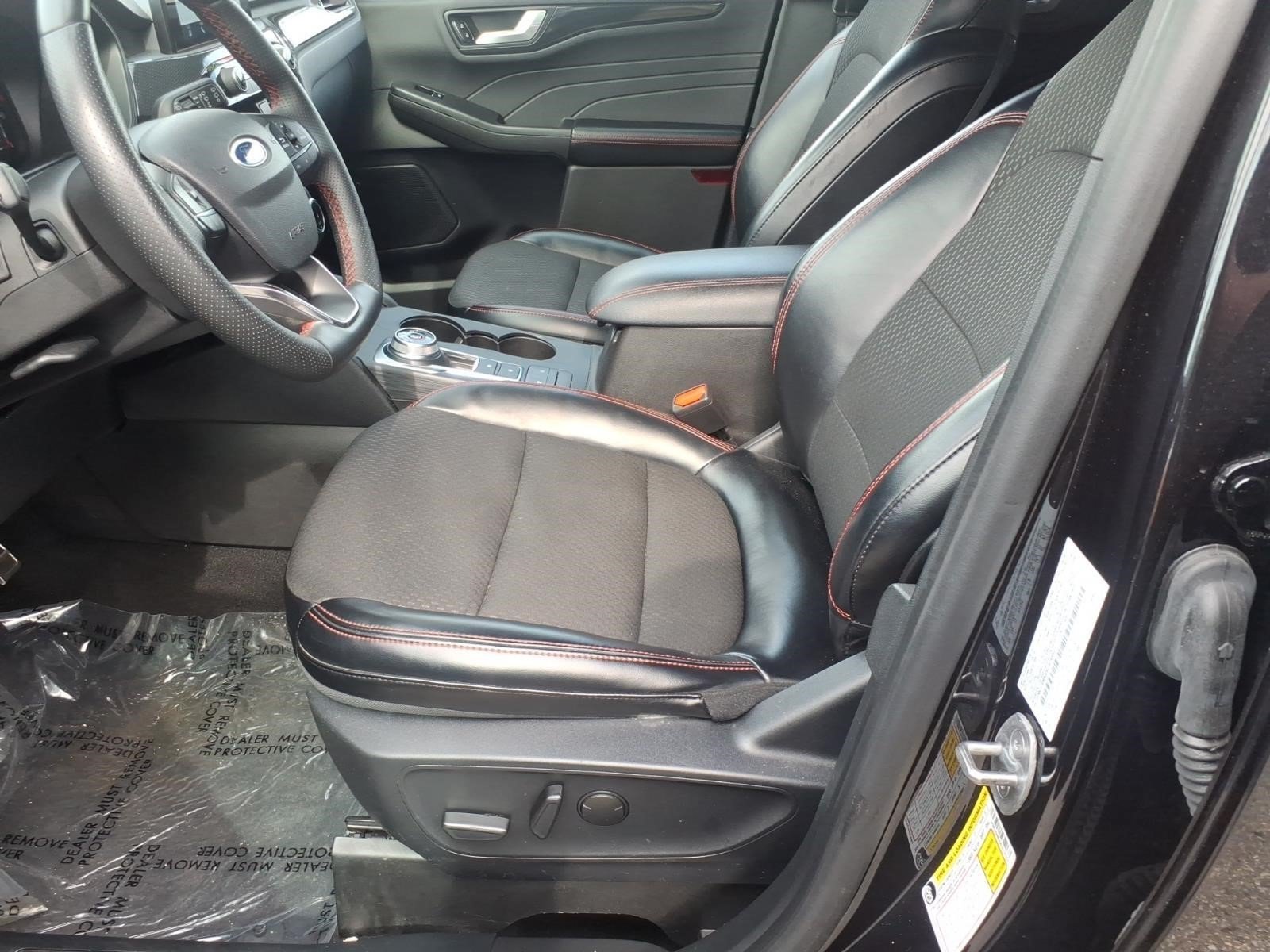 Used 2024 Ford Escape ST-Line AWD/4WD image 11