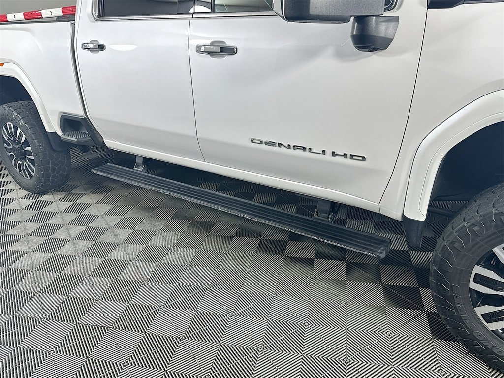 Used 2024 GMC Sierra 2500 Denali Ultimate image 39