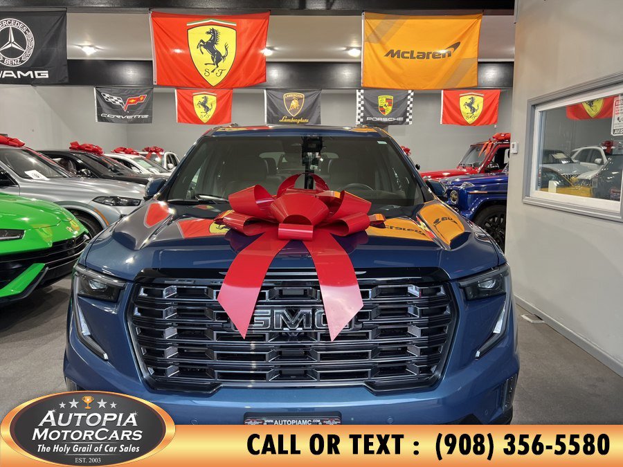 Used 2026 GMC Acadia Denali Ultimate FWD image 9