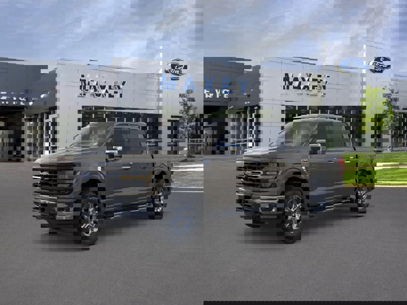 New 2025 Ford F150 XLT w/ Equipment Group 302A MID