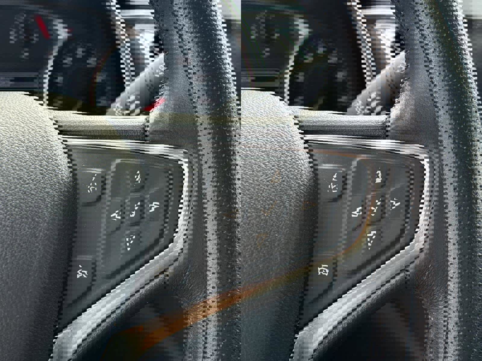 Used 2017 Chevrolet Malibu LT image 20