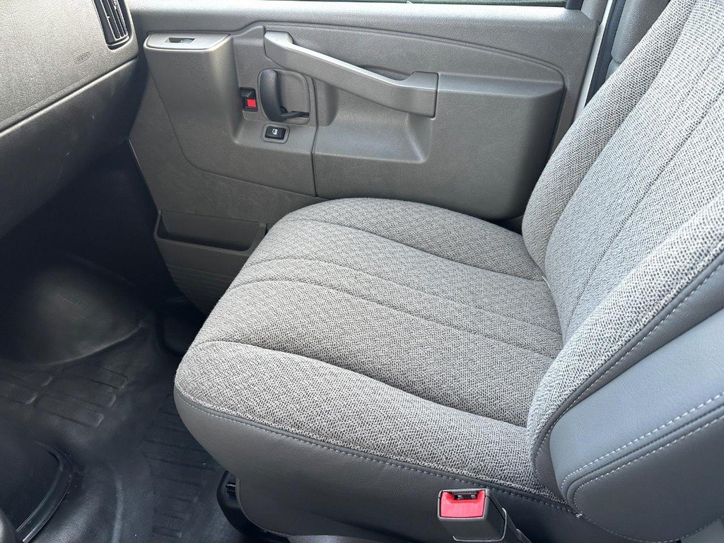 New 2024 GMC Savana 3500 w/ Power Convenience Package RWD image 12