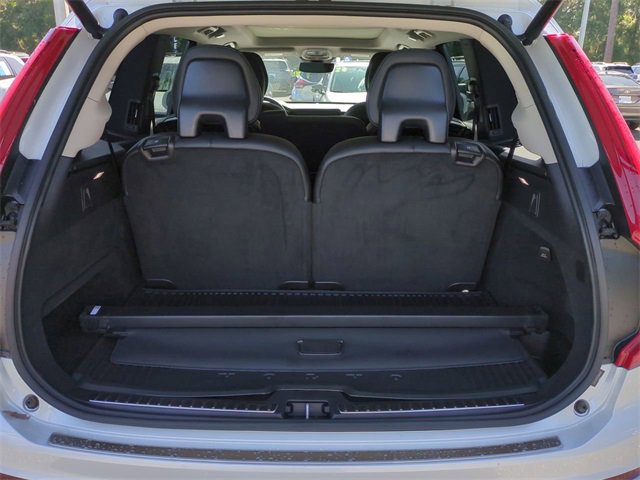 Used 2023 Volvo XC90 B5 Core w/ Protection Package Premier image 12