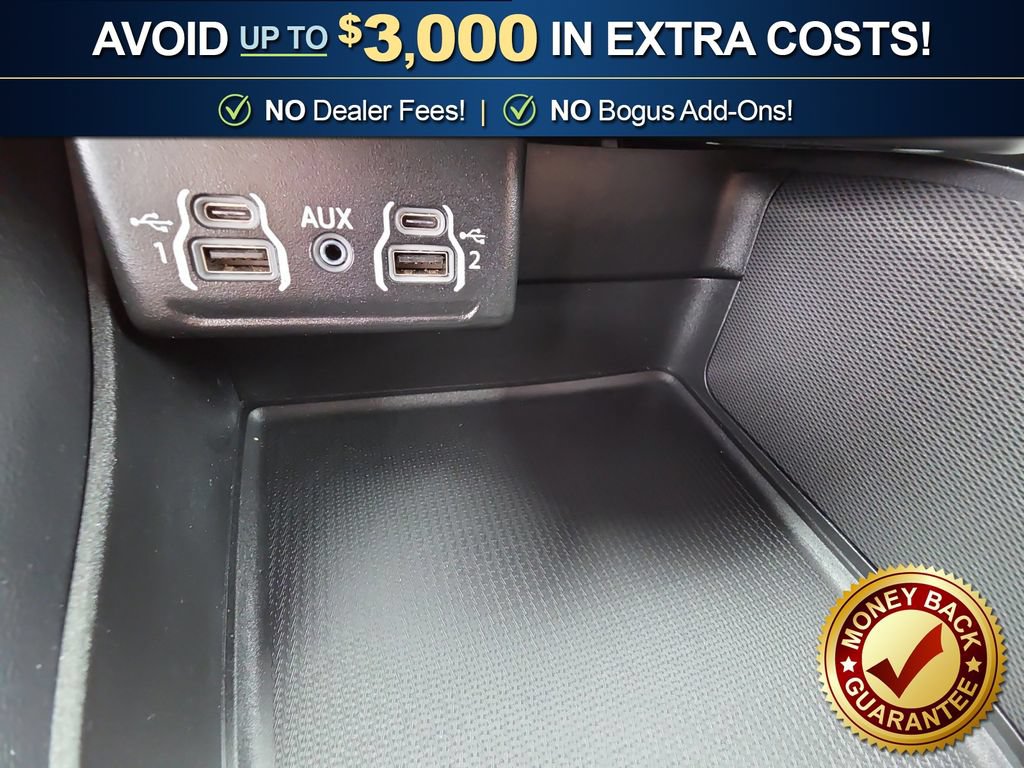 Used 2025 Dodge Durango GT AWD/4WD image 29
