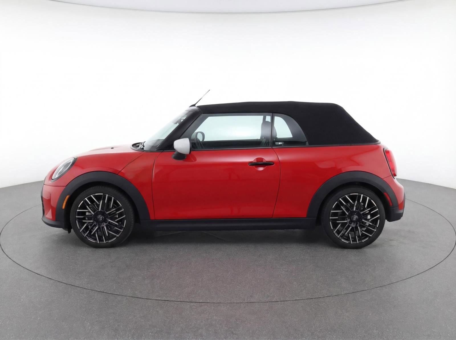 Used 2025 MINI Cooper S image 6
