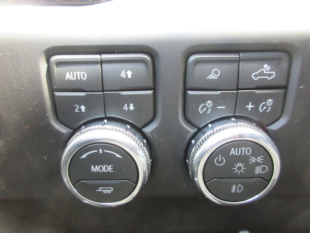 New 2026 GMC Sierra 1500 Denali AWD/4WD image 19