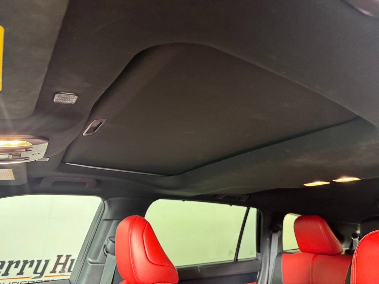Used 2023 Toyota Highlander XSE FWD image 14