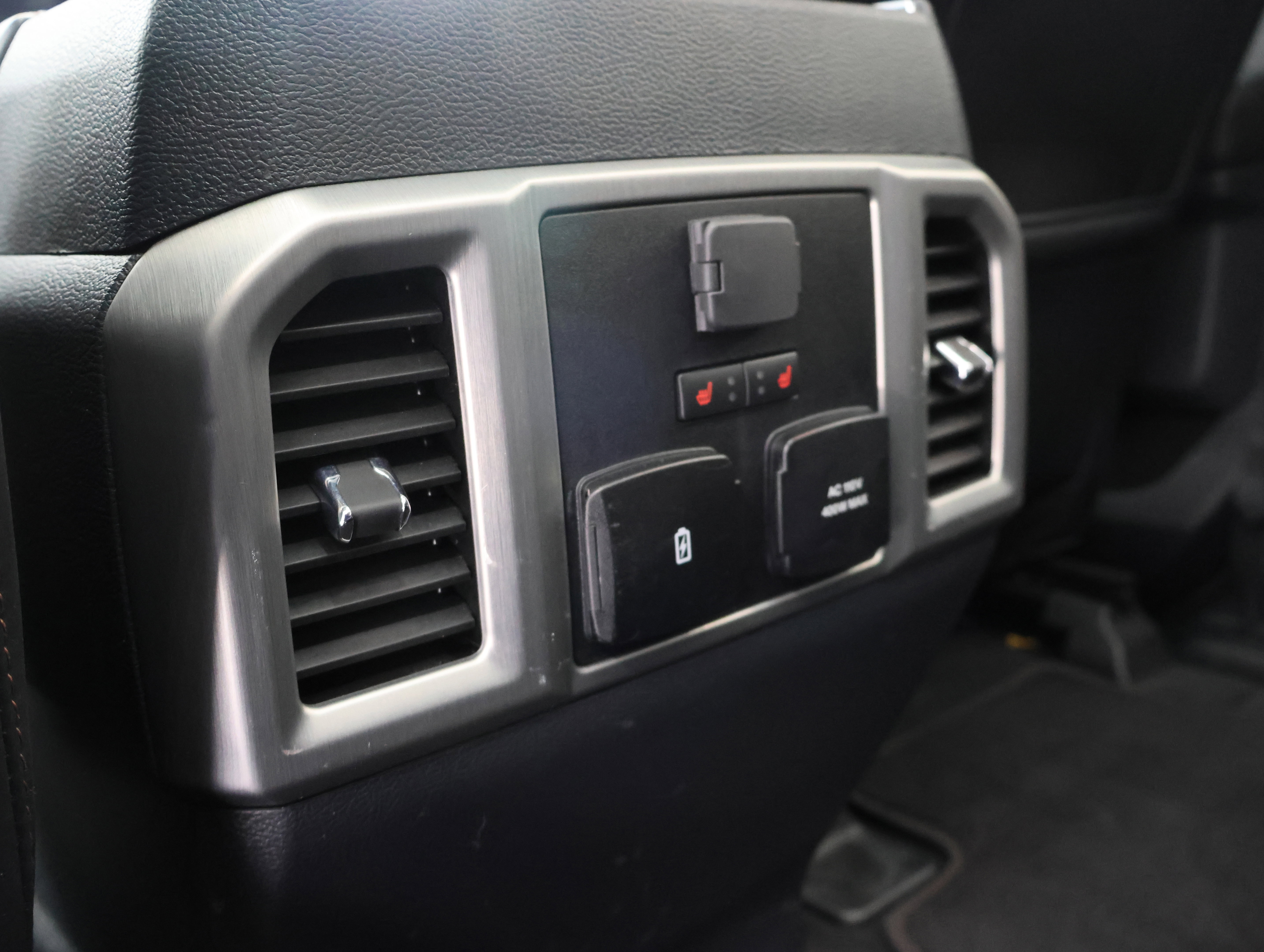 Used 2022 Ford F350 Platinum AWD/4WD image 42