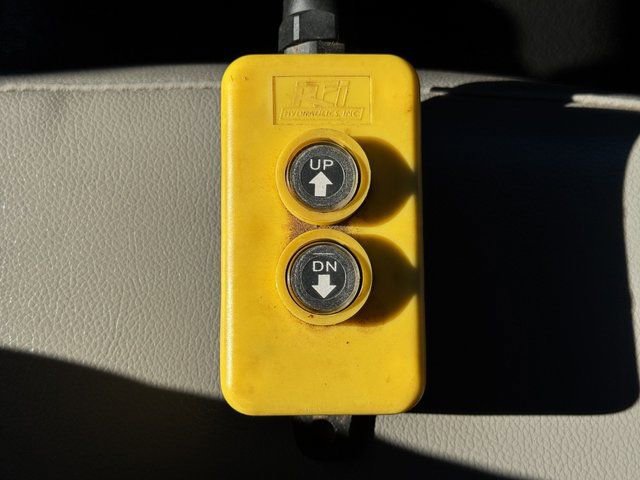 Used 2021 Ford F350 XL w/ Power Equipment Group image 18